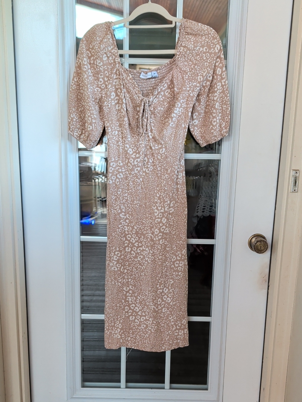 Sincerely Jules Beige Leopard-Print Midi Dress with Puff Sleeves Size Medium